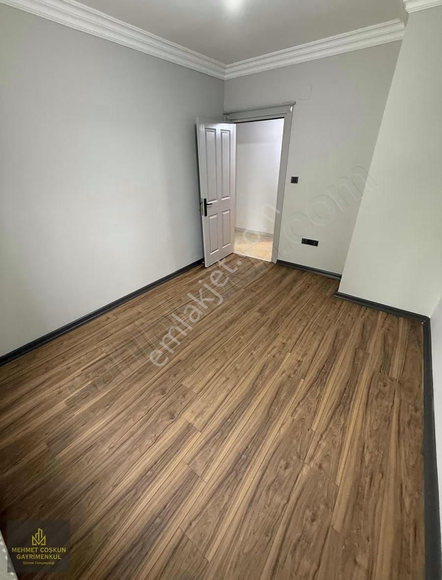 Kurttepe Bulvar Üstü Köşk Plazada Xl Satılık 4+1 Daire - Görsel 2