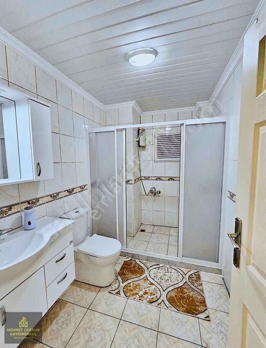 100.yılda Köşe Parsel Tek Tapu Bahçeli Satılık 3 Katlı Ev - Görsel 6