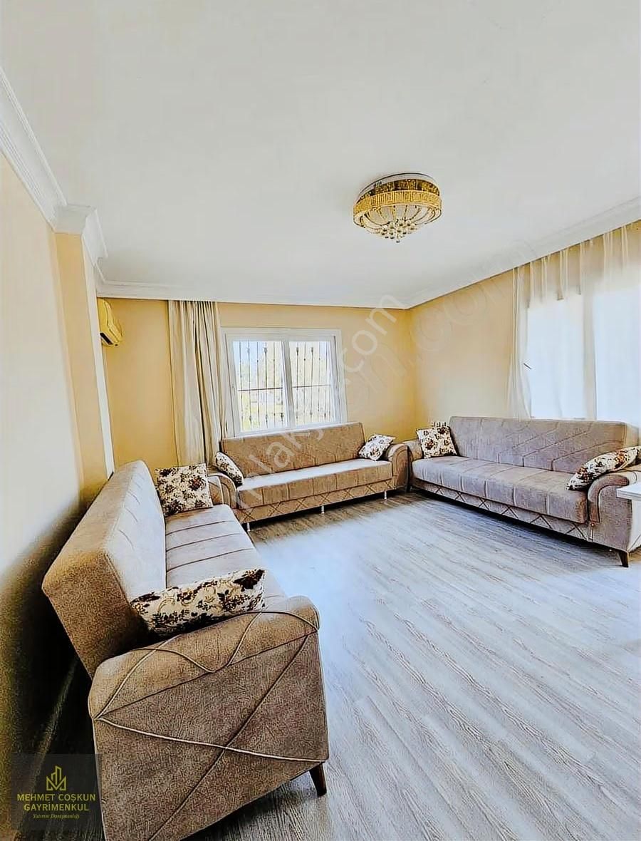 100.yılda Köşe Parsel Tek Tapu Bahçeli Satılık 3 Katlı Ev - Görsel 3