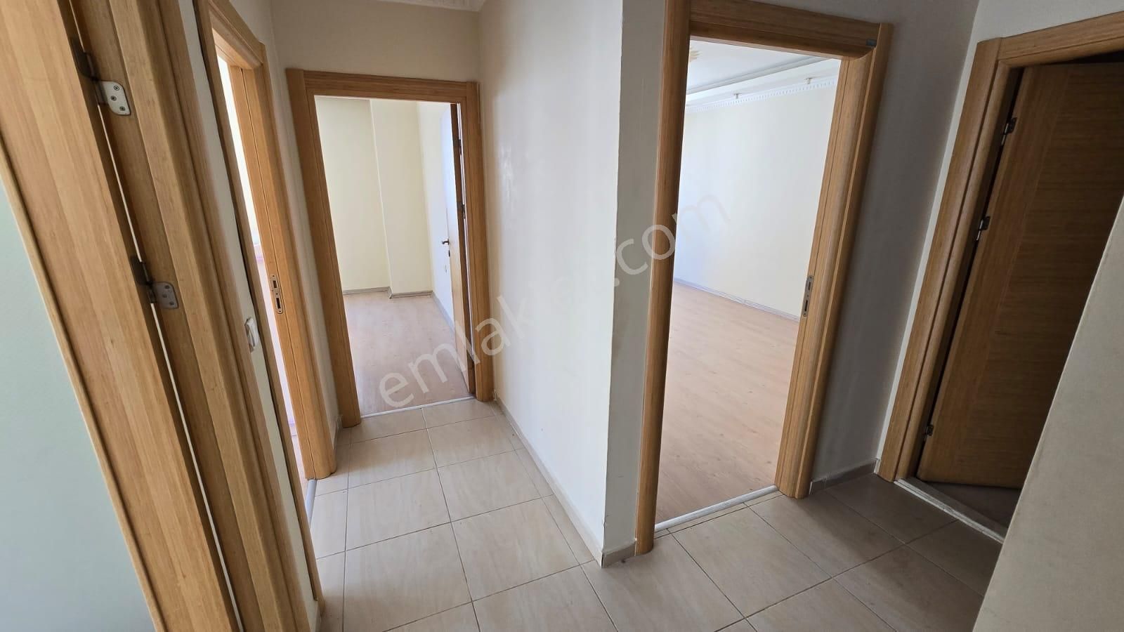 Esenyurt Merkezi Konum Hasbahçe Konakları 2+1 Kiralık 75m²arakat - Görsel 12