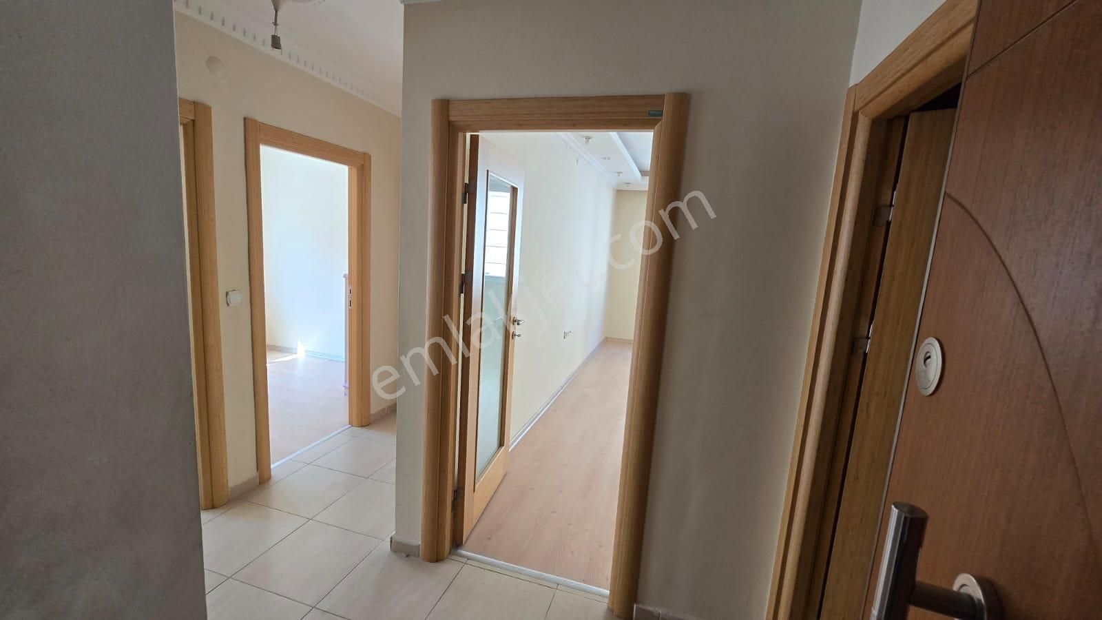 Esenyurt Merkezi Konum Hasbahçe Konakları 2+1 Kiralık 75m²arakat - Görsel 11