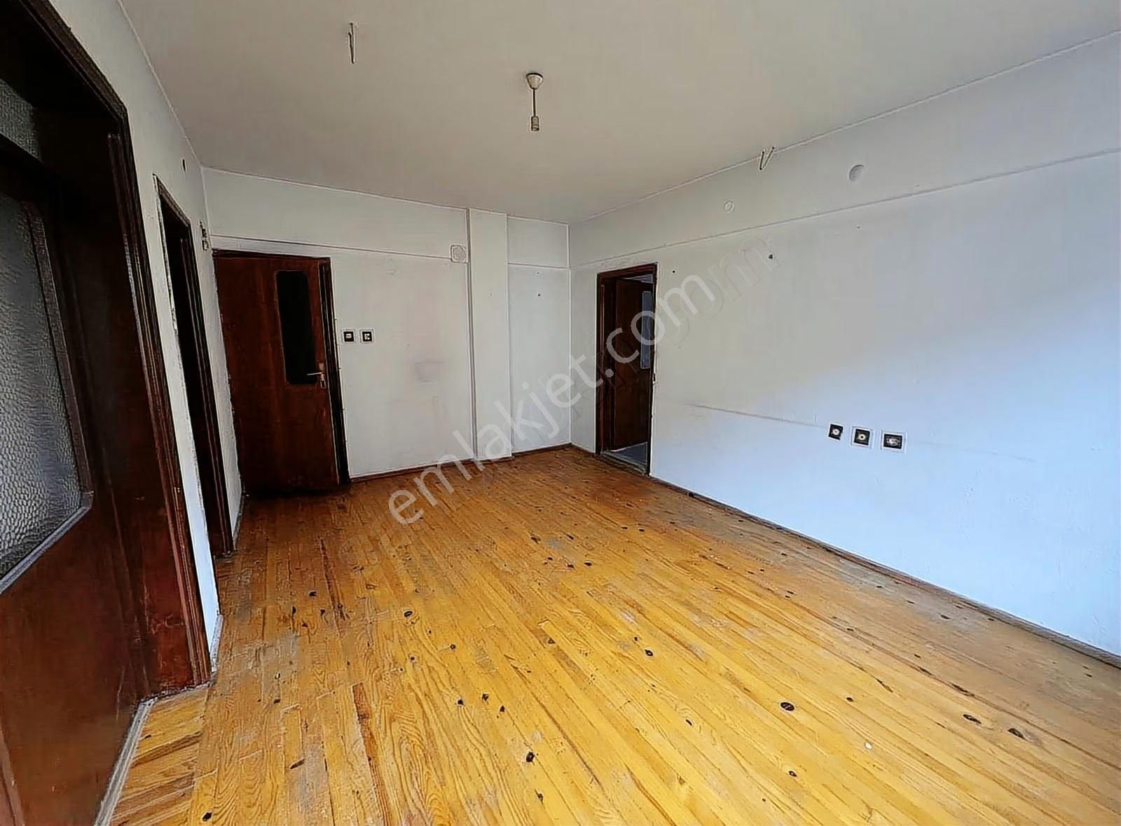 Şirin Evlerde İki Katlı Satılık Ev - Görsel 10