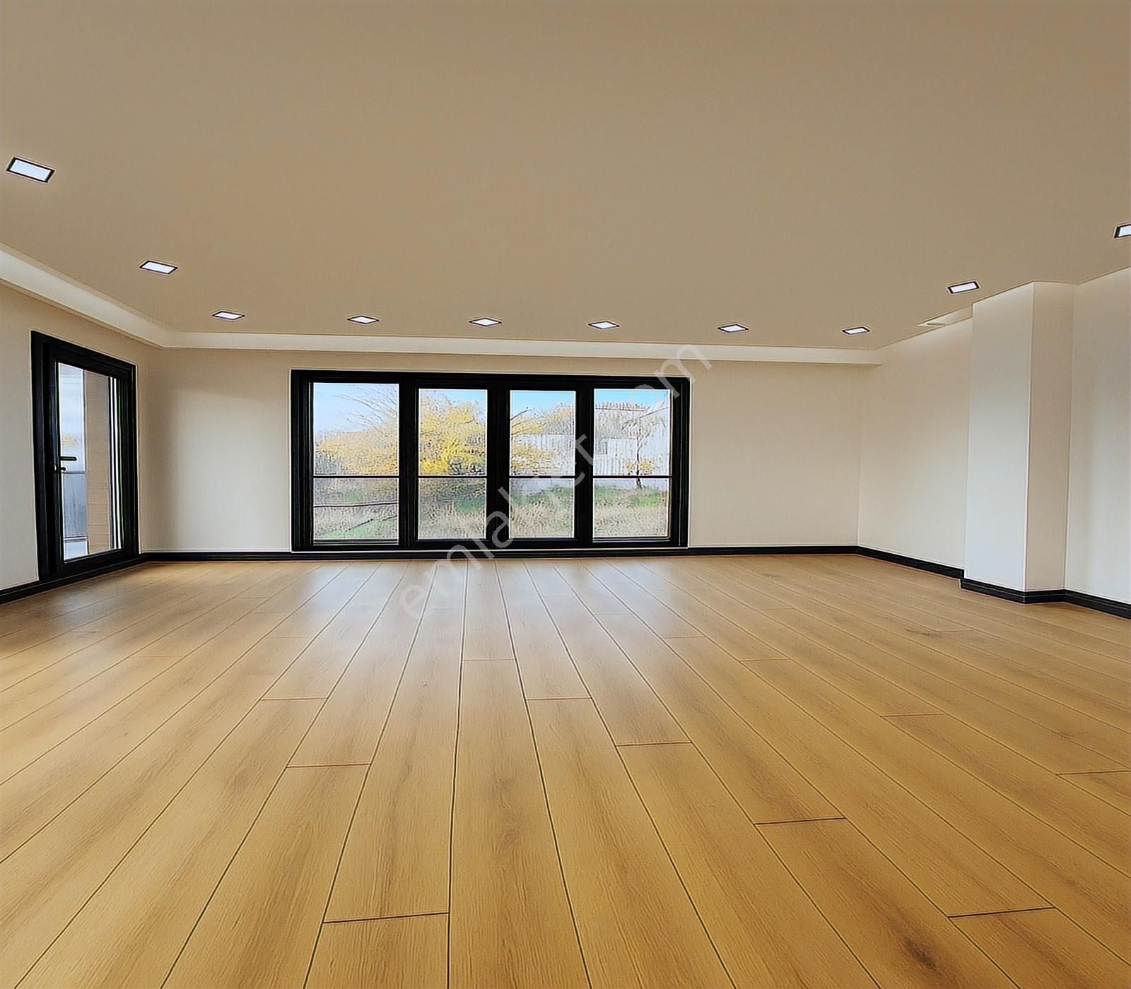 Lıve İnşaat'dan Deniz Havası Alabileceğiniz Huzurlu Bir Yaşam - Görsel 13