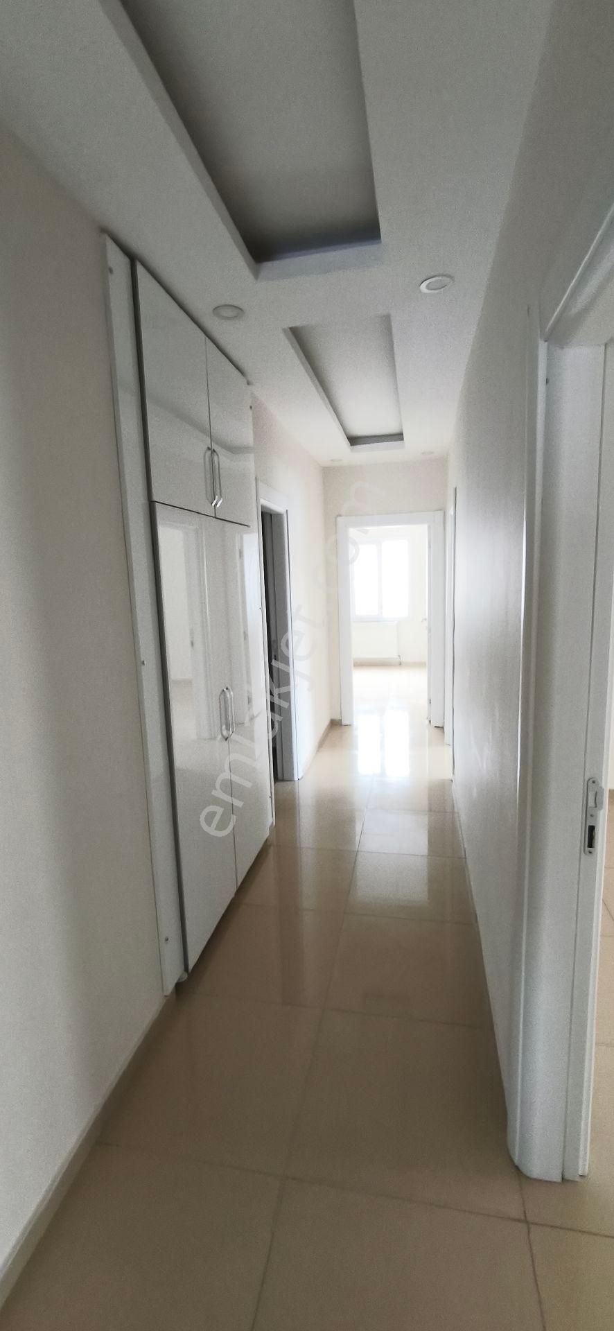 Kılıç Group Tan Satılık Gölcük Mah 4+1 Ara Kat Midyat Ana Yolu Üzerinde - Görsel 6