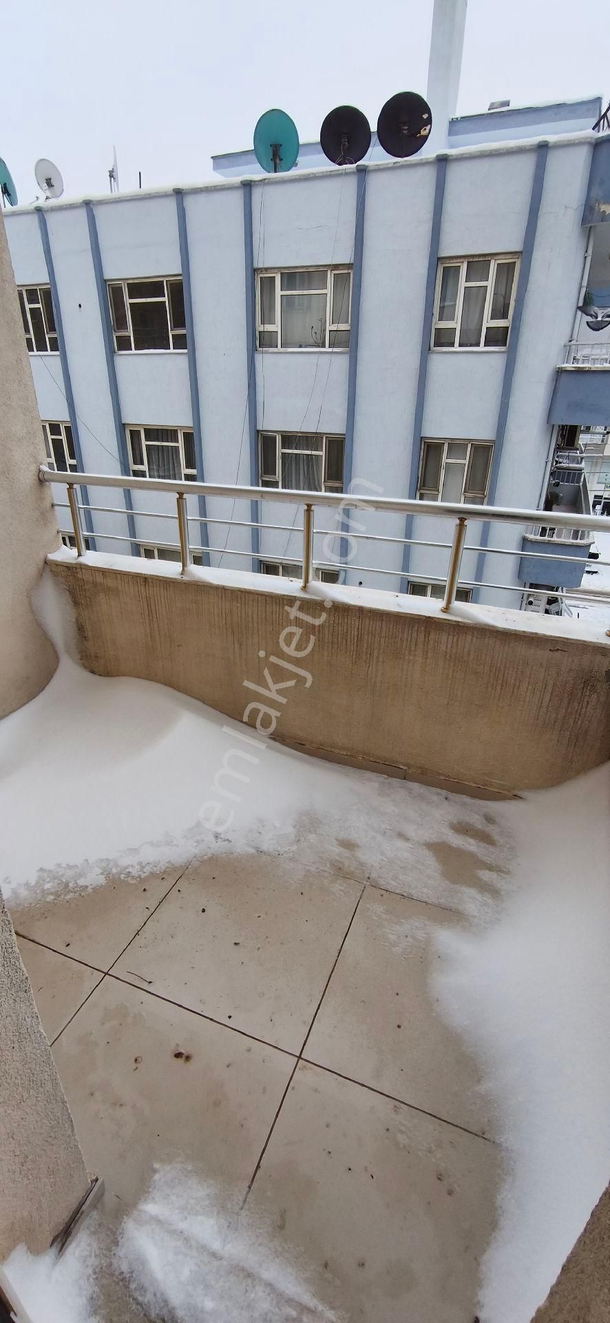 Kılıç Group Tan Satılık Gölcük Mah 4+1 Ara Kat Midyat Ana Yolu Üzerinde - Görsel 9