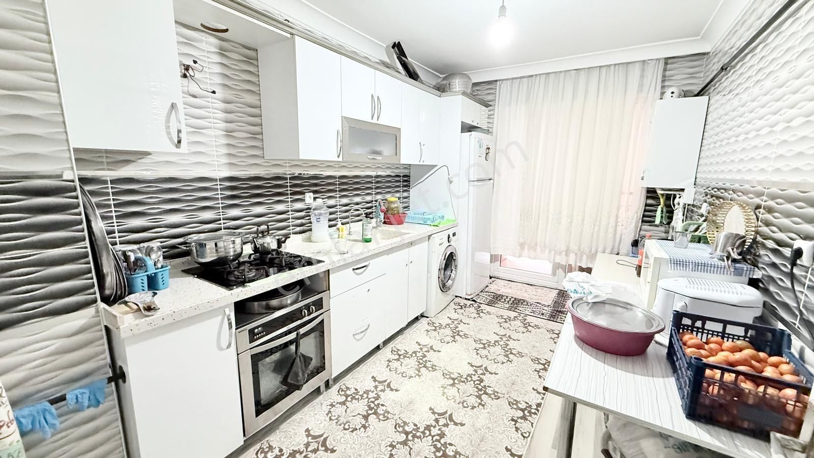 Beşikkaya 9.cd Köypark Yanı Asansörlü 2.kat 3+1 Hesaplı Uygun 1.500.000tl Kredi Limitli