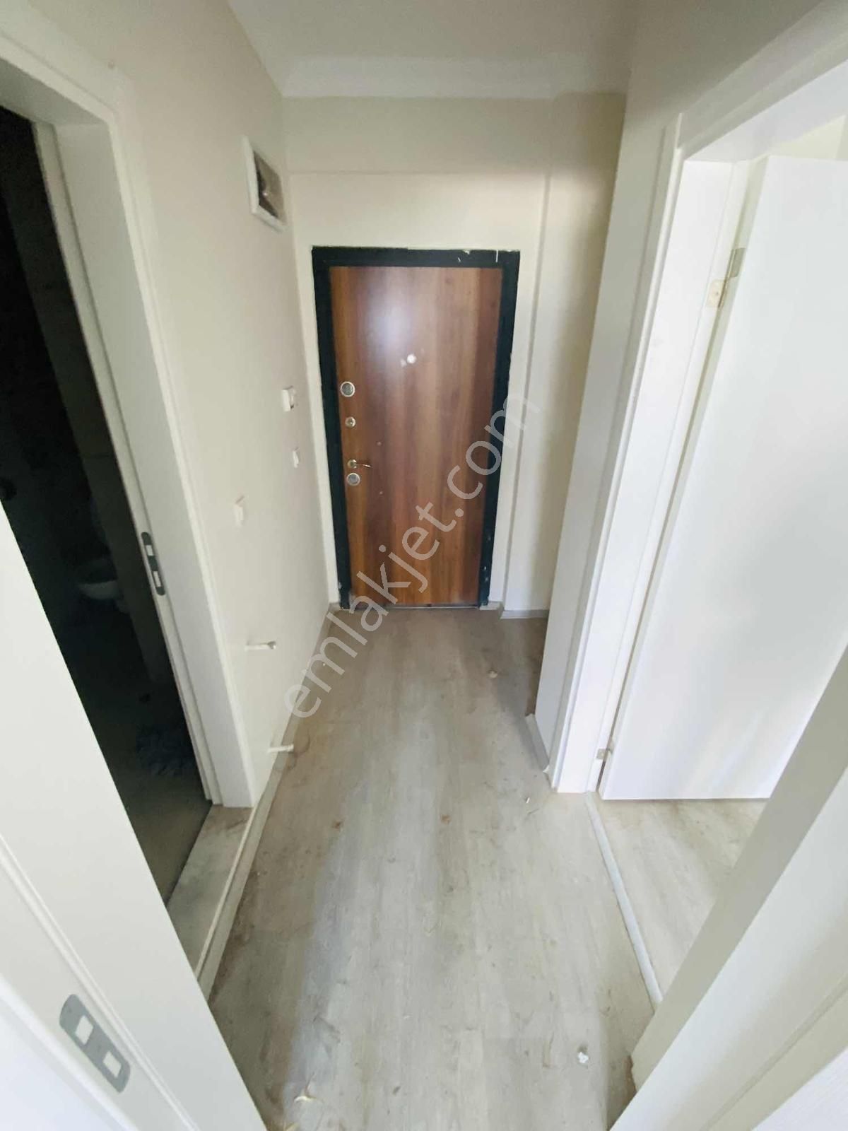 Dalaman Merkezde Satılık Full Kredili Geniş 47 M2 Net Ara Kat - Görsel 4