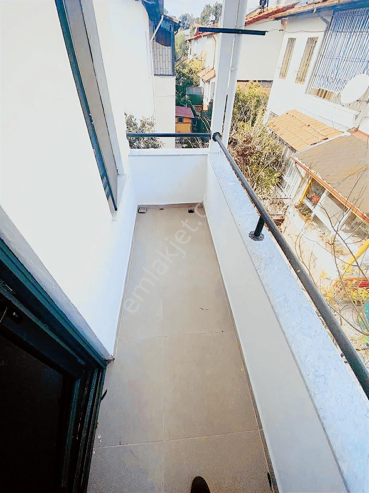 Dalaman Da Satılık 3+1 Geniş Eşyalı Villa - Görsel 9