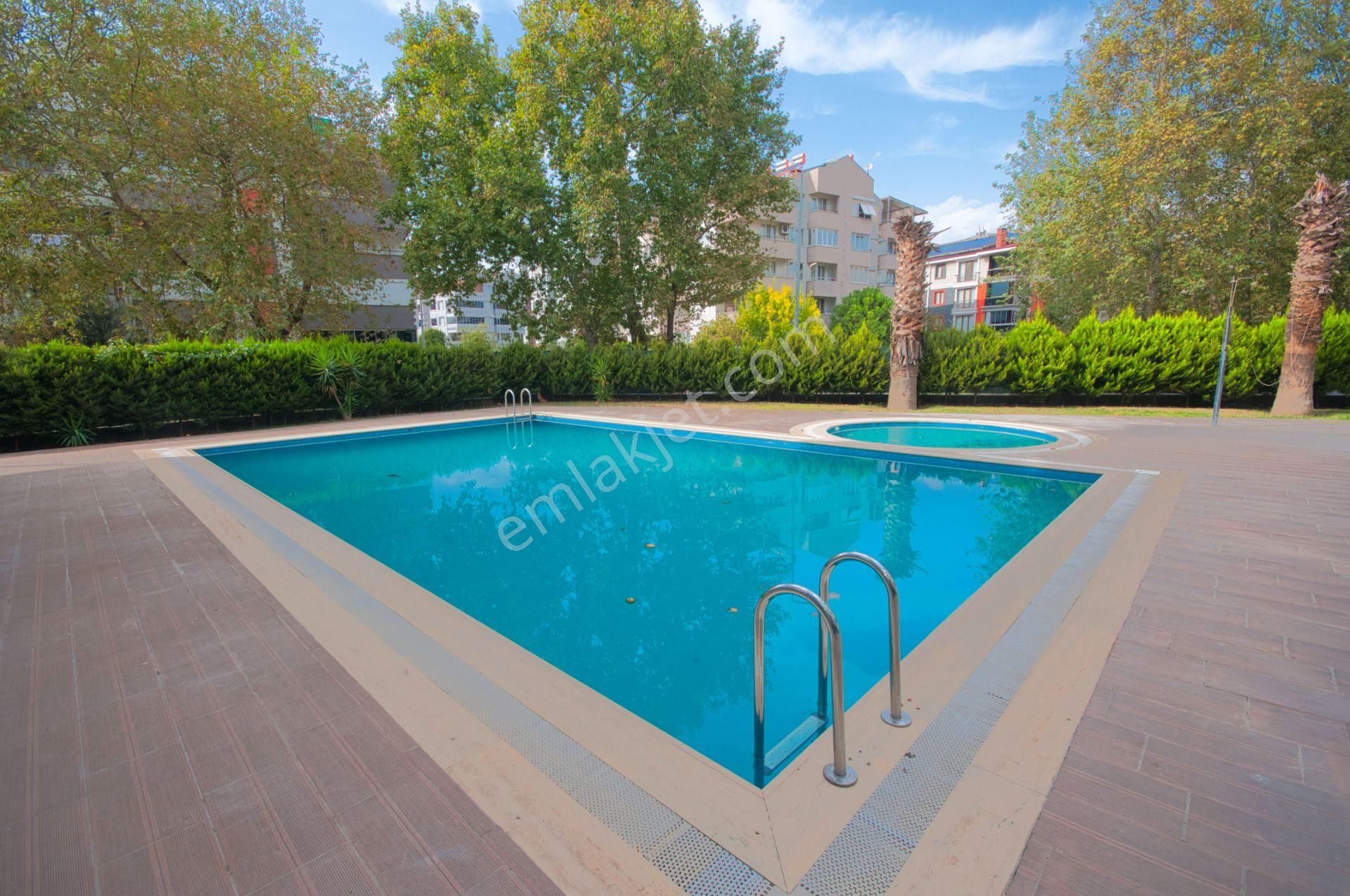 Aktiften Akçay'da Daire Fiyatına Yüzme Havuzlu Otoparklı 3+1 Dublex - Görsel 2