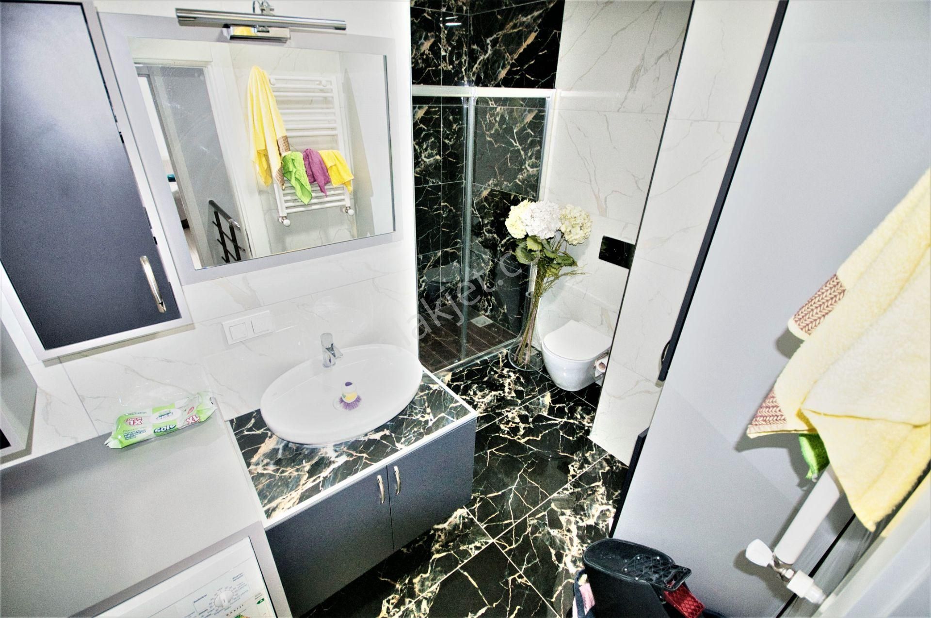 Aktiften Akçay'da Daire Fiyatına Yüzme Havuzlu Otoparklı 3+1 Dublex - Görsel 26