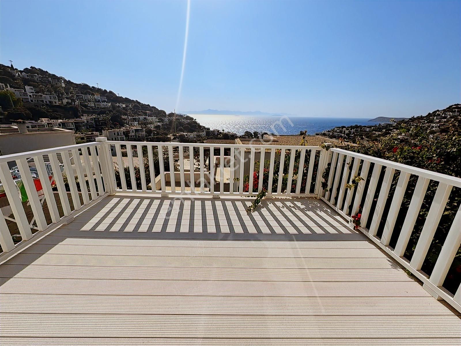 Gümüşlük'te Deniz Manzaralı Ve Bakımlı Villa