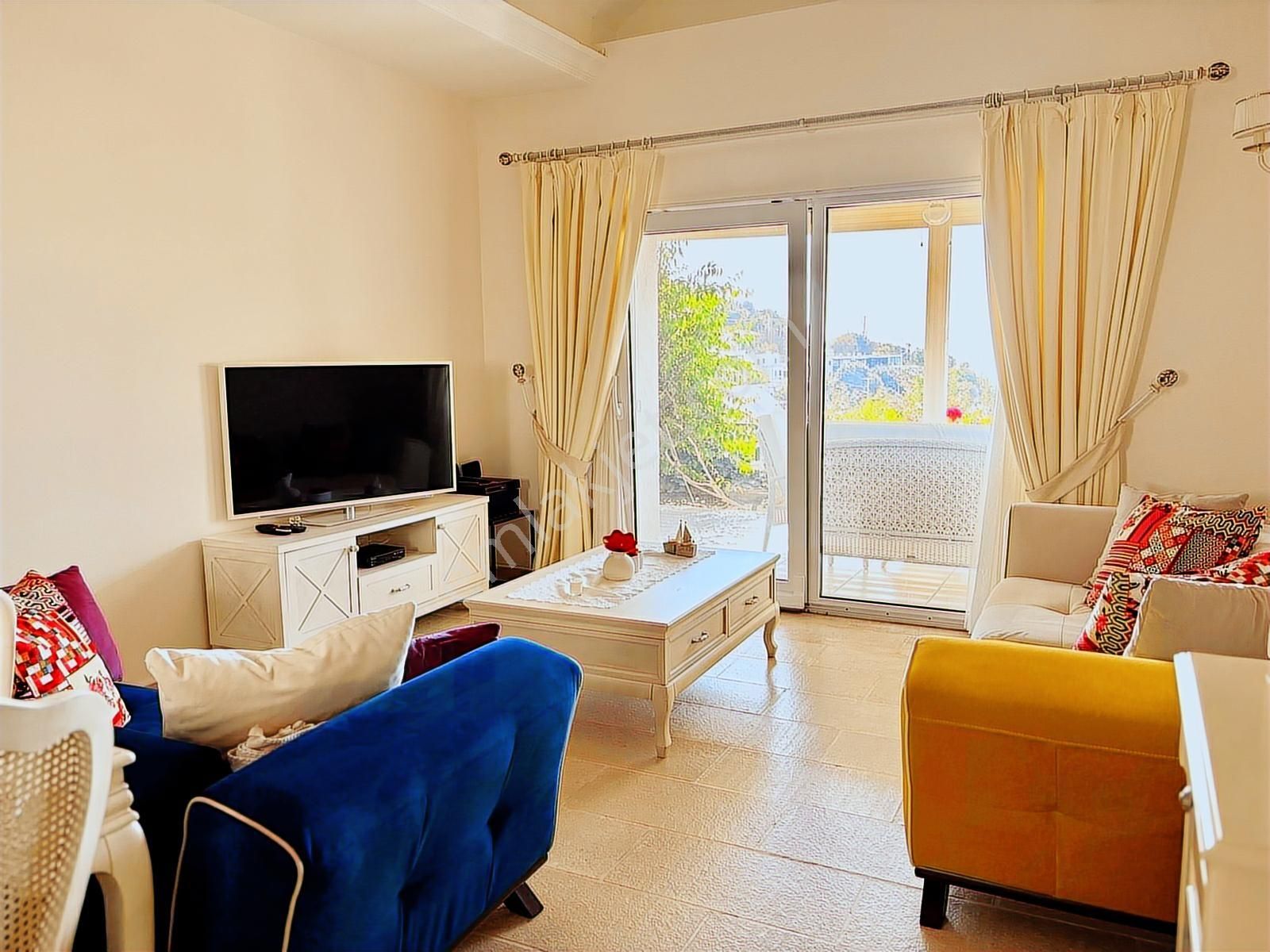 Gümüşlük'te Deniz Manzaralı Ve Bakımlı Villa - Görsel 19