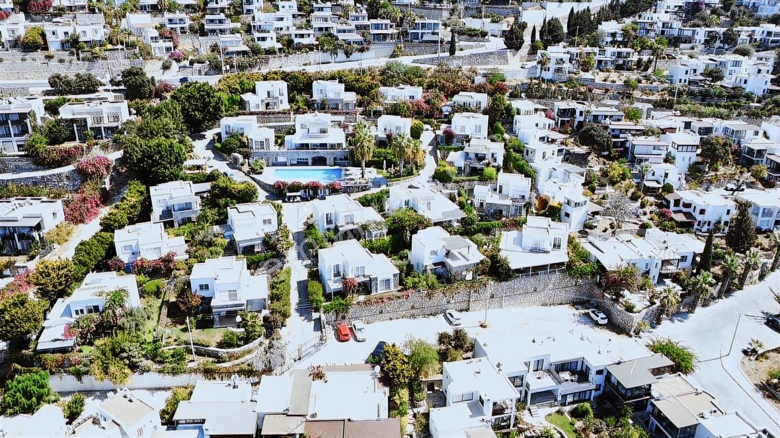 Gümüşlük'te Deniz Manzaralı Ve Bakımlı Villa - Görsel 7