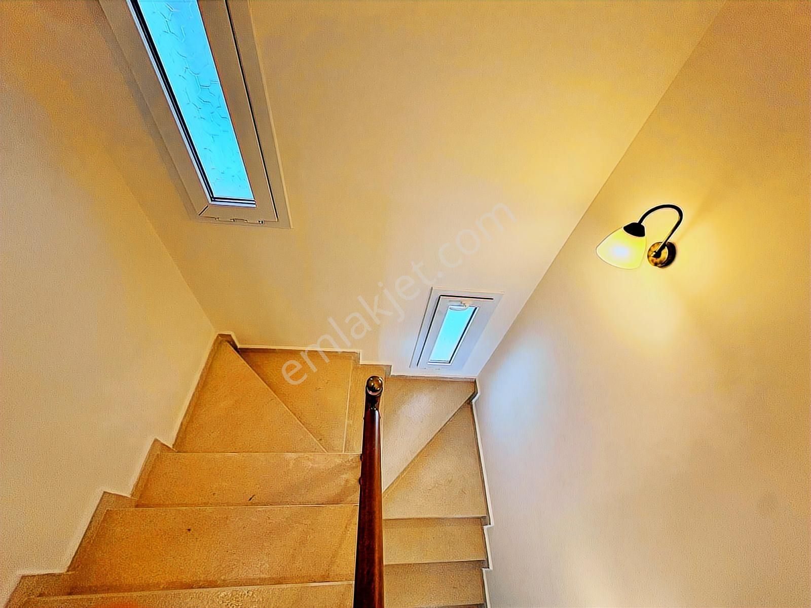 Gümüşlük'te Deniz Manzaralı Ve Bakımlı Villa - Görsel 21