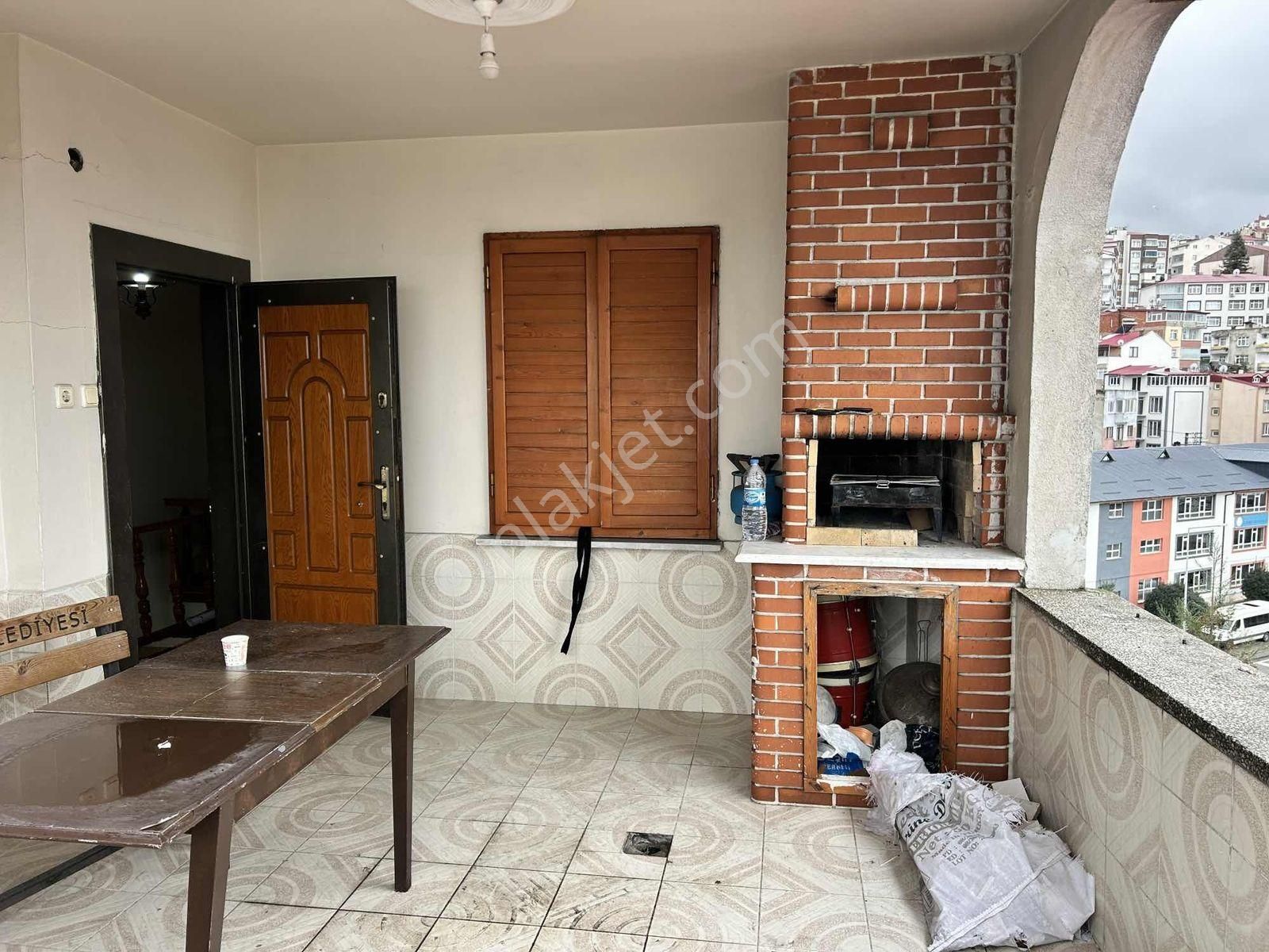 Trabzon Tanjantta Deniz Manzaralı Trıpleks Daire - Görsel 29