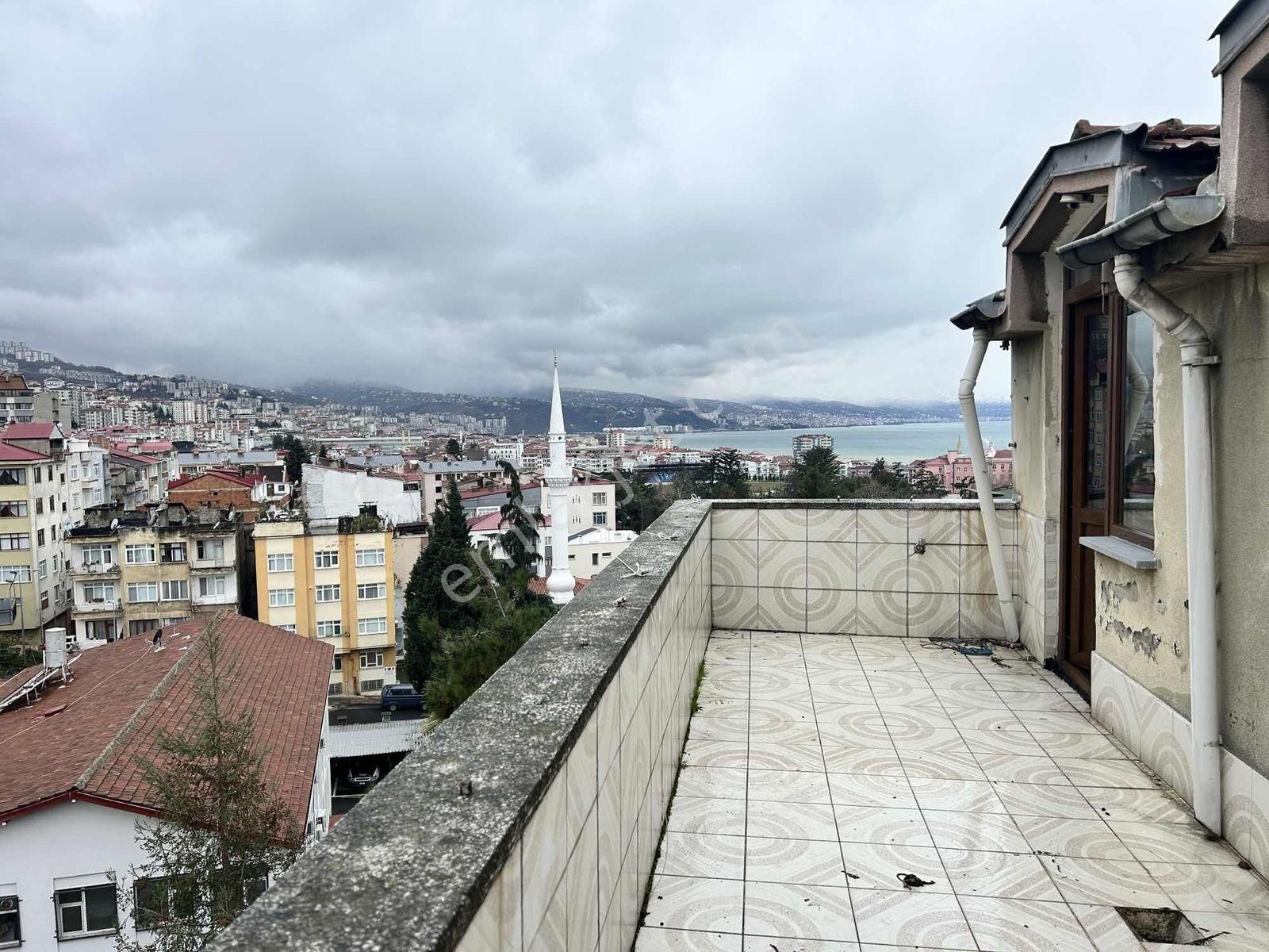 Trabzon Tanjantta Deniz Manzaralı Trıpleks Daire - Görsel 25
