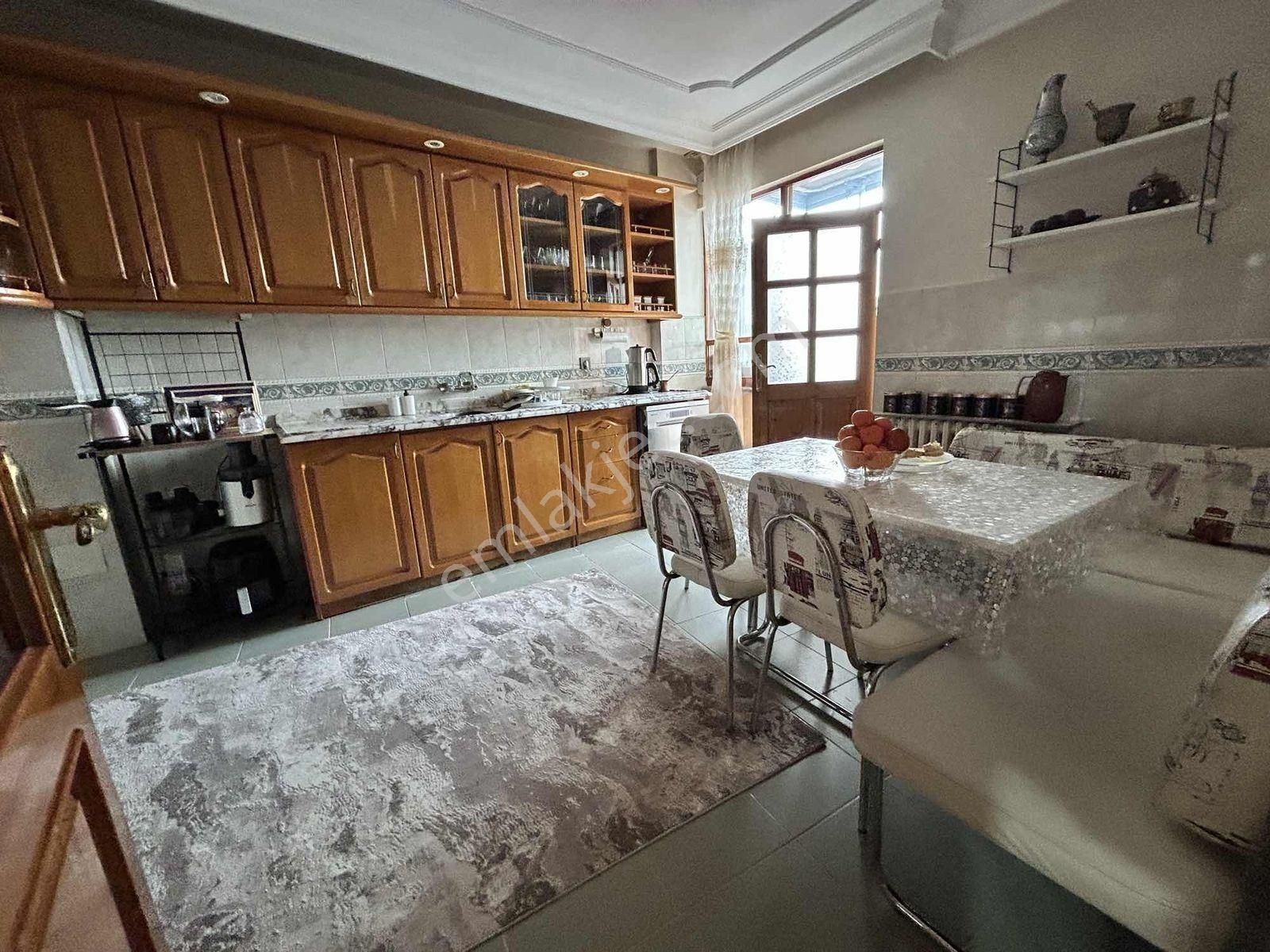 Trabzon Tanjantta Deniz Manzaralı Trıpleks Daire - Görsel 3