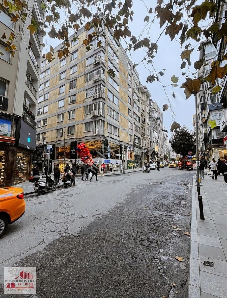 Nişantaşının Kalbinde 200 M² Brüt Prestijli Konum - Görsel 14