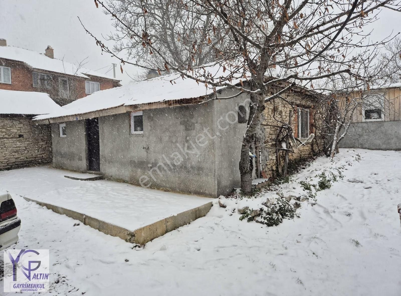 Yng Altın Kütahya Domaniçte Köyiçi İmarlı Satılık Köy Evi - Görsel 14