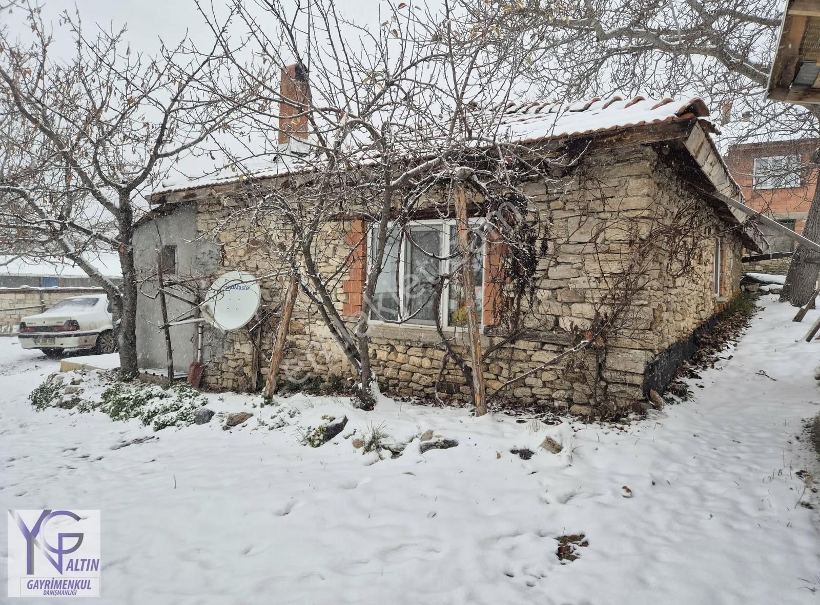 Yng Altın Kütahya Domaniçte Köyiçi İmarlı Satılık Köy Evi - Görsel 16