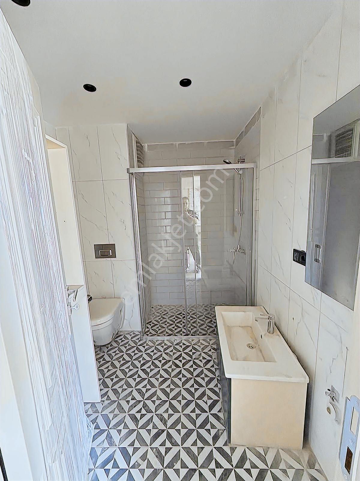 Ulucan'dan İnegöl Mobilyum Avm Civarı Lüks Havuzlu Site İçi 1+1 - Görsel 25