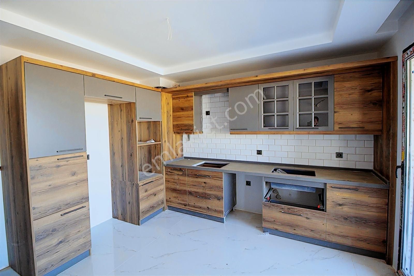 Kayapa Çamlık'ta 165 M2 3+1 Ebevyn Banyo Asansör Giyinme Odası - Görsel 13