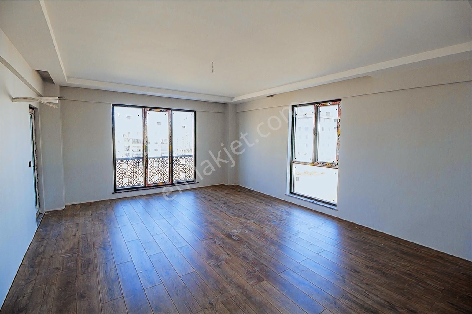 Kayapa Çamlık'ta 165 M2 3+1 Ebevyn Banyo Asansör Giyinme Odası - Görsel 12