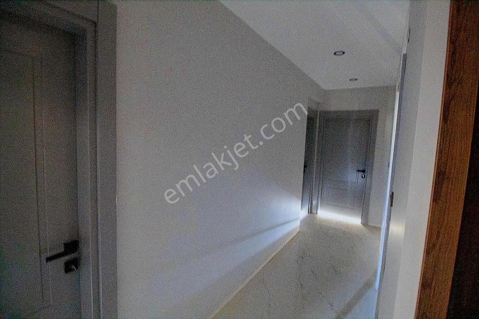 Kayapa Çamlık'ta 165 M2 3+1 Ebevyn Banyo Asansör Giyinme Odası - Görsel 28