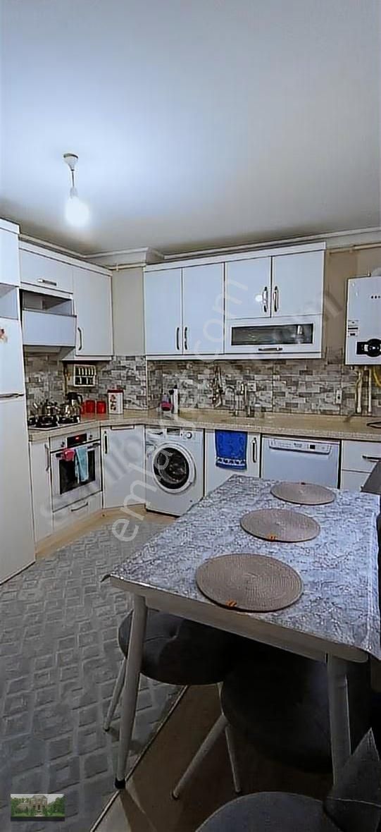 Ümitalan Emlaktan Avp. De Satılık Site İçerisinde 3+1 Daire - Görsel 13