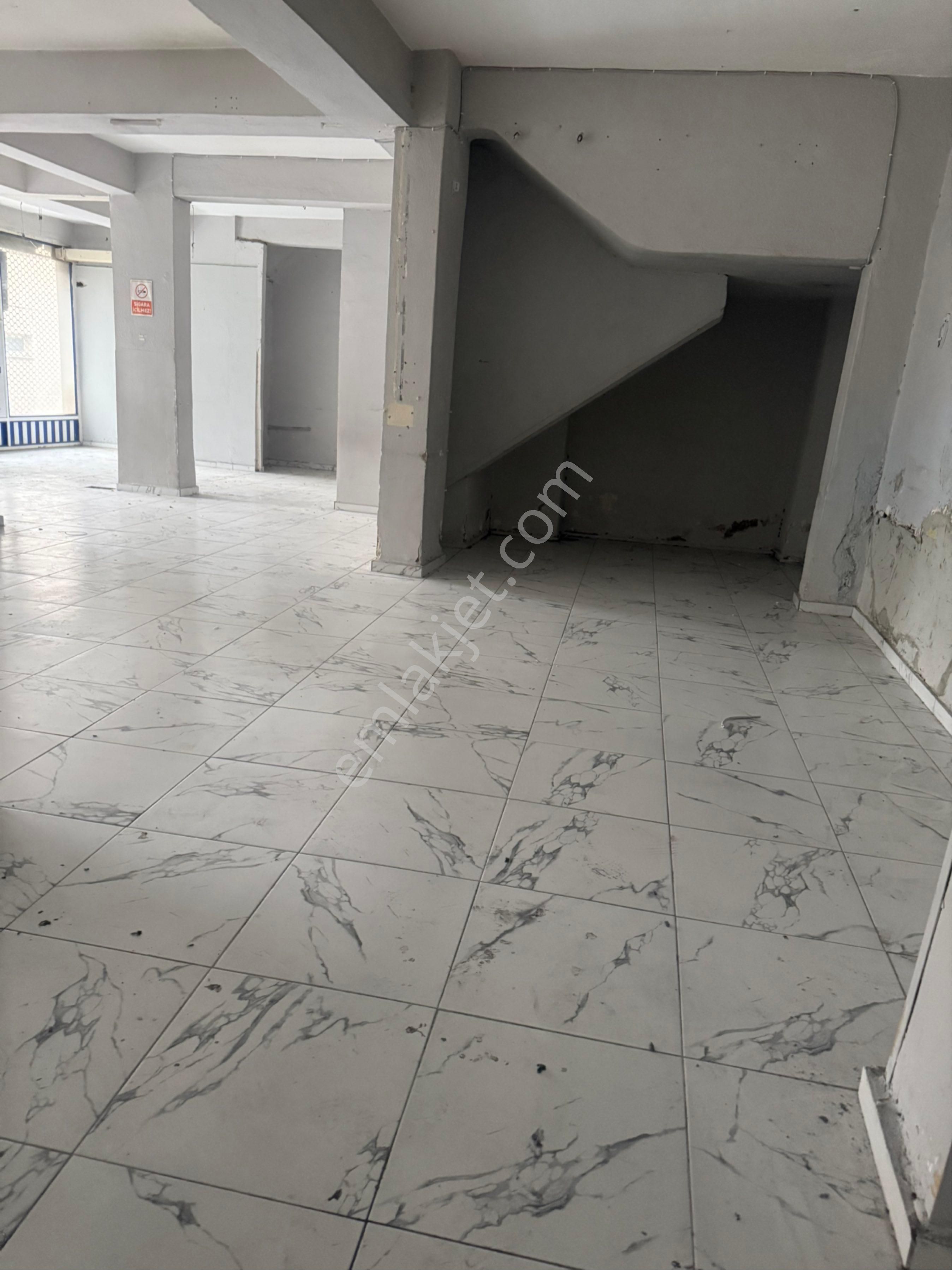 Sahibinden Bayraklı Çaymahallesi Kiralık Dükkan - Görsel 10