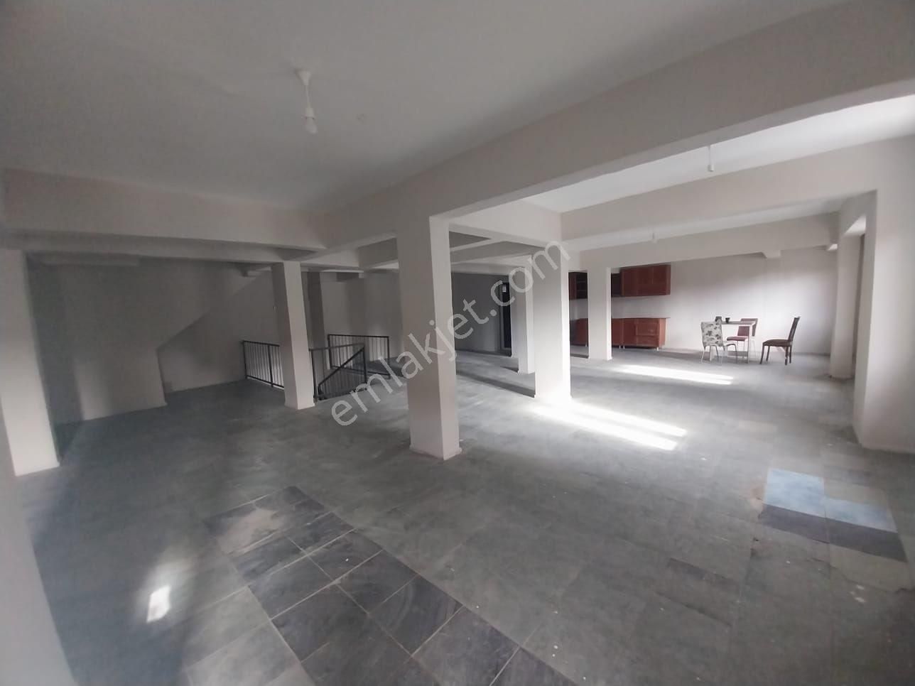 Sahibinden Bayraklı Çaymahallesi Kiralık Dükkan - Görsel 21