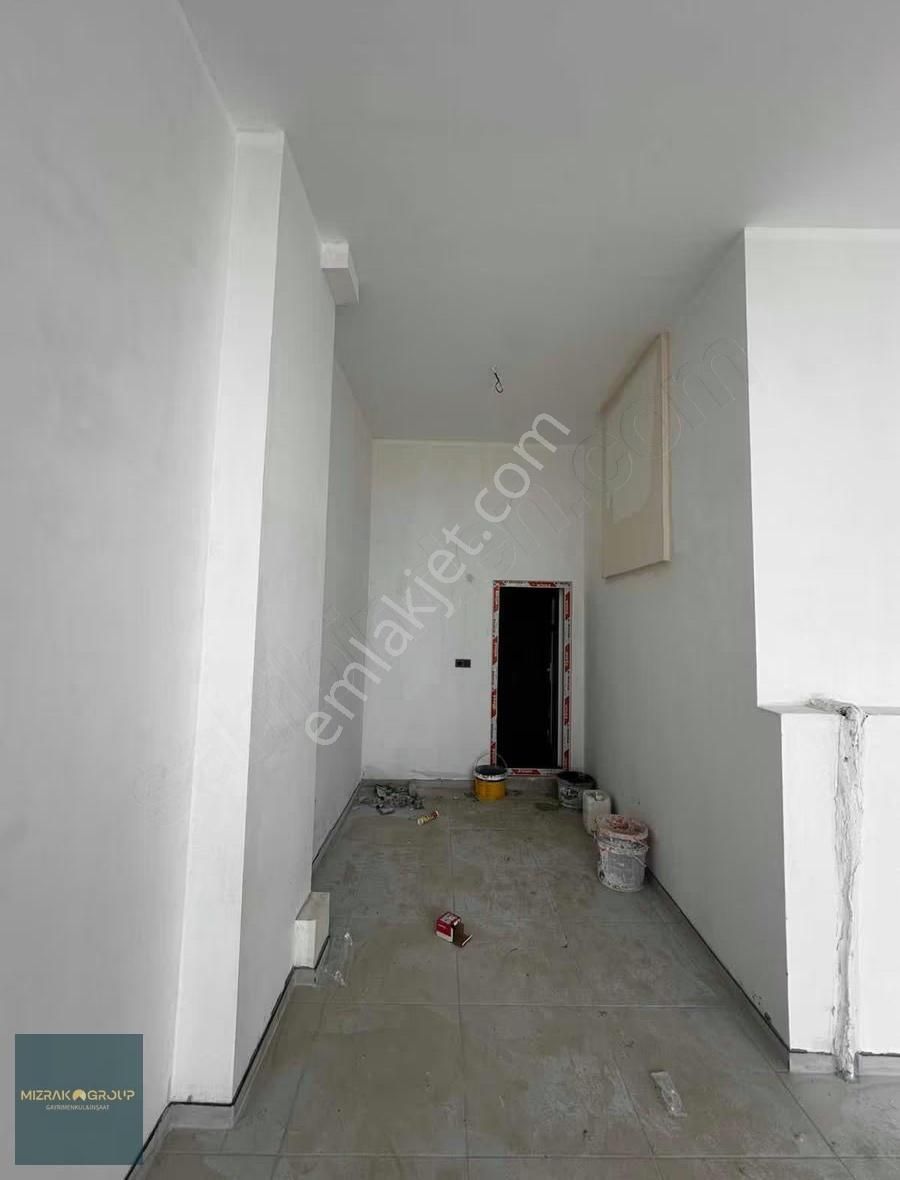 Bölgenin En Kullanışlı M. Akif Erdoy Caddesi 230 M2 Köşe Dükkan - Görsel 2