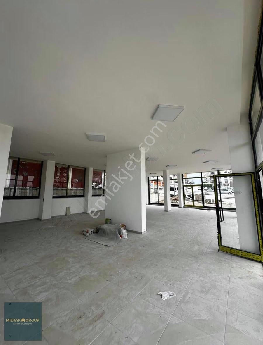 Bölgenin En Kullanışlı M. Akif Erdoy Caddesi 230 M2 Köşe Dükkan - Görsel 6