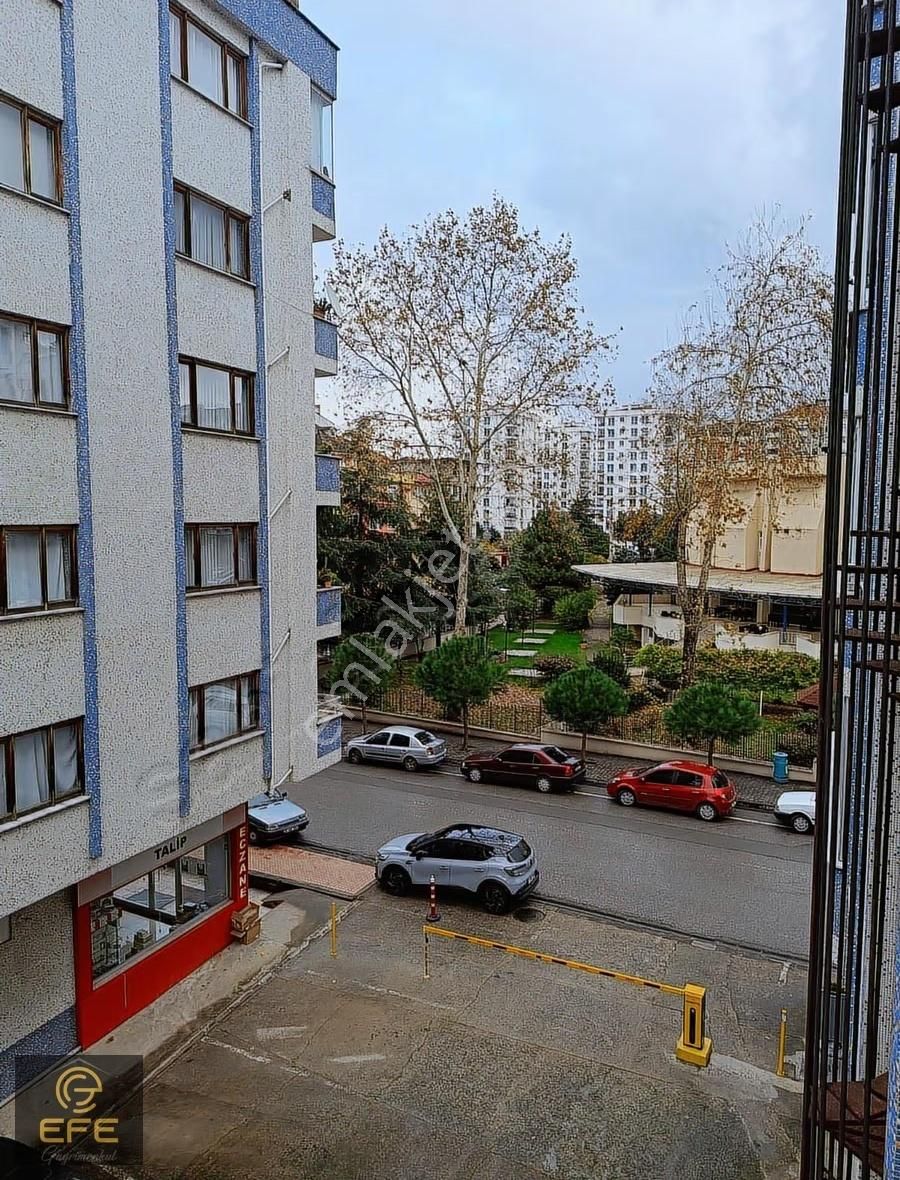 Efe Gayrimenkulden Kiralık 3+1 Merkezi Konumda Daire - Görsel 27