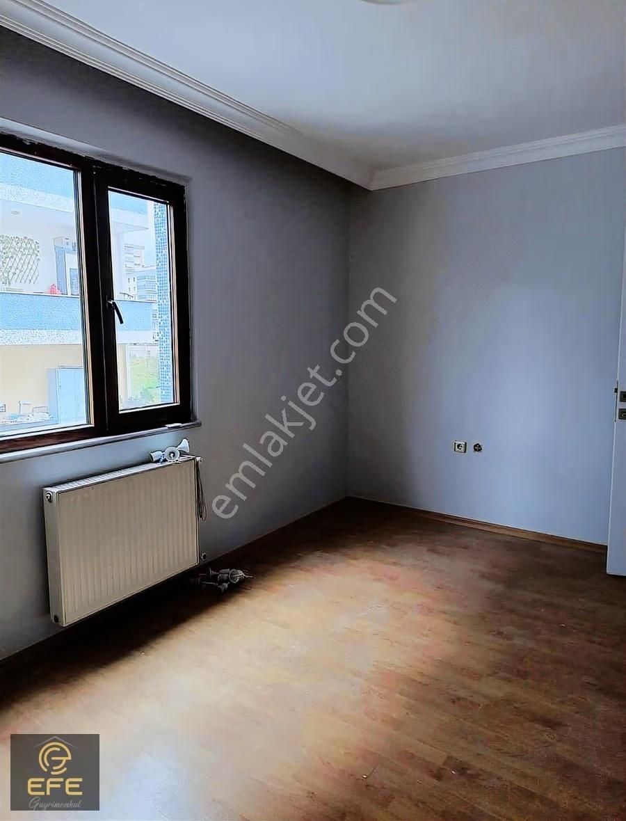 Efe Gayrimenkulden Kiralık 3+1 Merkezi Konumda Daire - Görsel 17