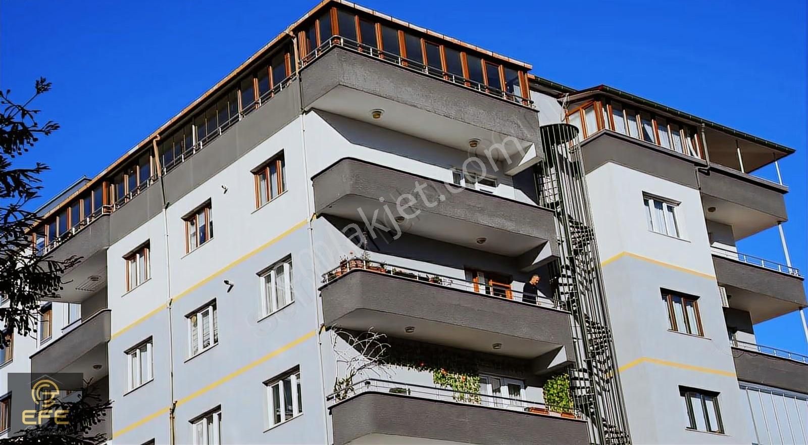 Efe Gayrimenkulden Satılık Merkezi Konum 3+1 Daire - Görsel 18