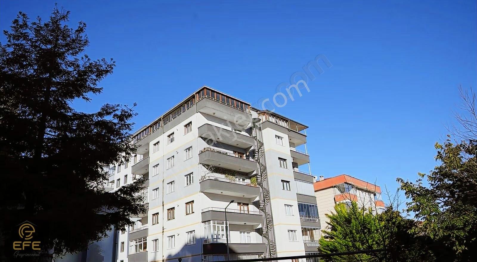 Efe Gayrimenkulden Satılık Merkezi Konum 3+1 Daire