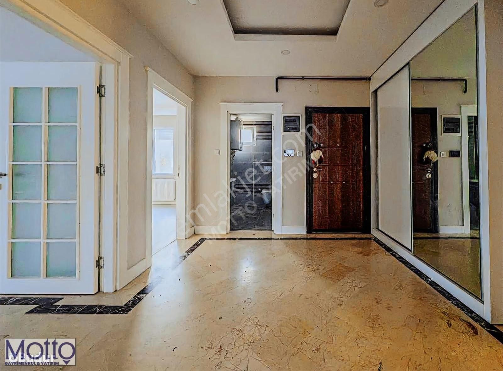 Şirinyalıda Denize 1 Dakika 250 M² 4cepheli 3+1 Kiralık Daire - Görsel 31