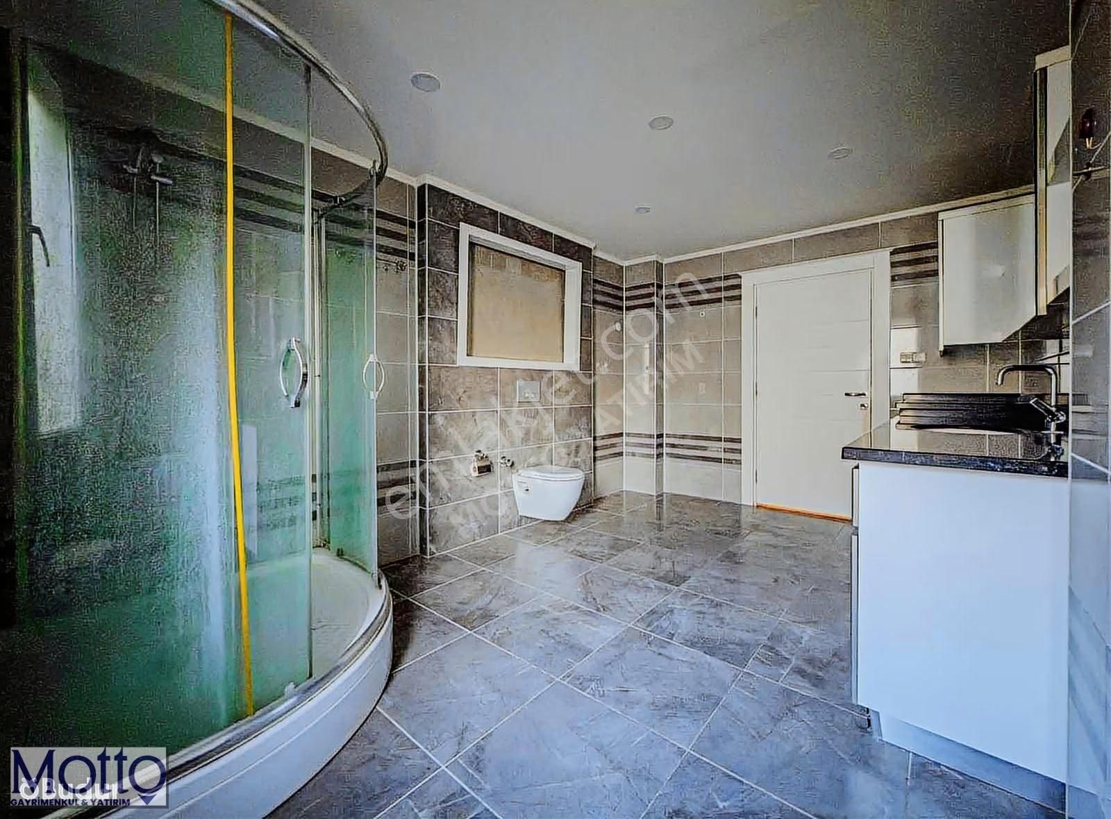 Şirinyalıda Denize 1 Dakika 250 M² 4cepheli 3+1 Kiralık Daire - Görsel 18