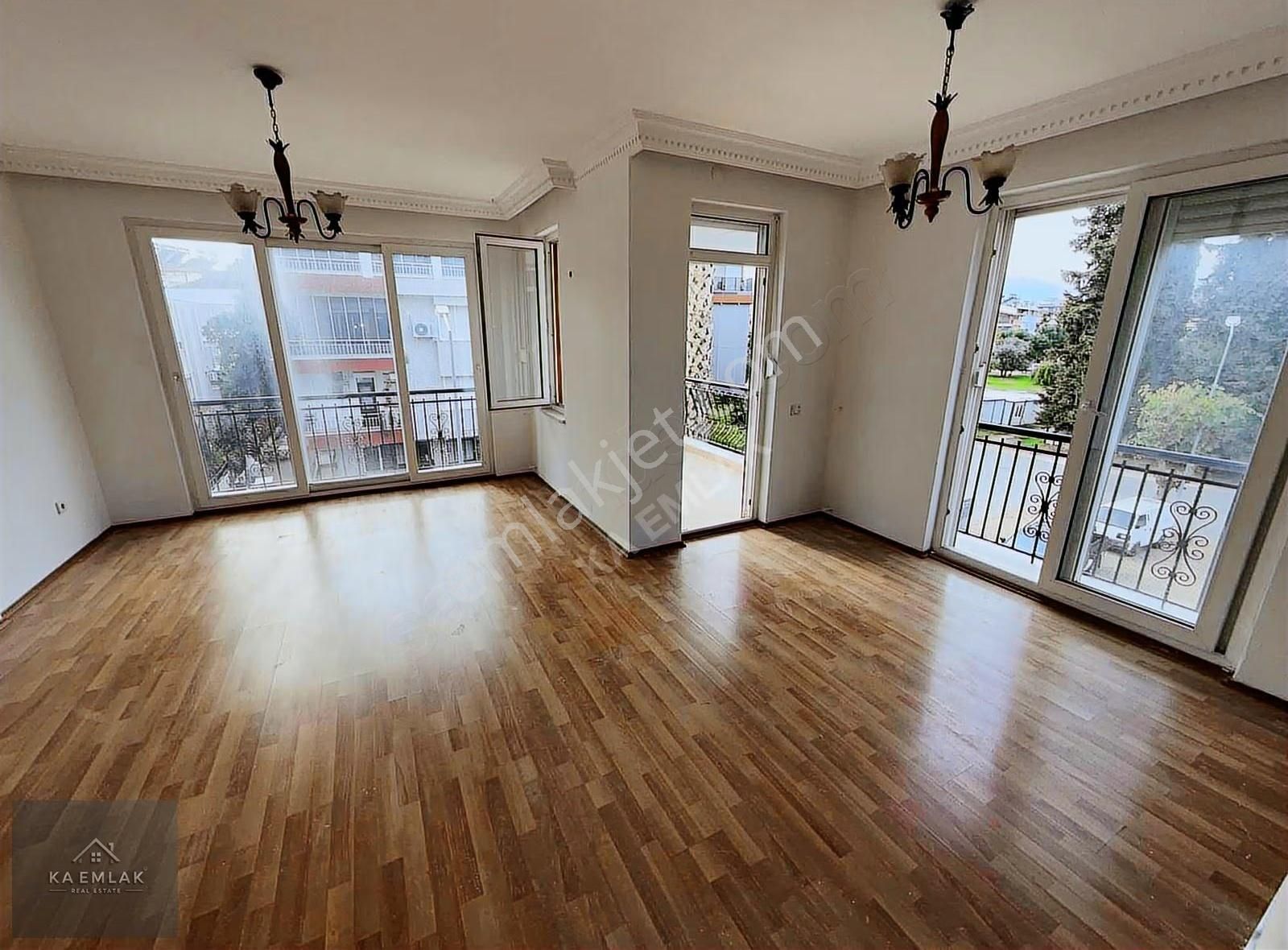 Konyaaltı Denize Yakın Kiralık Daire