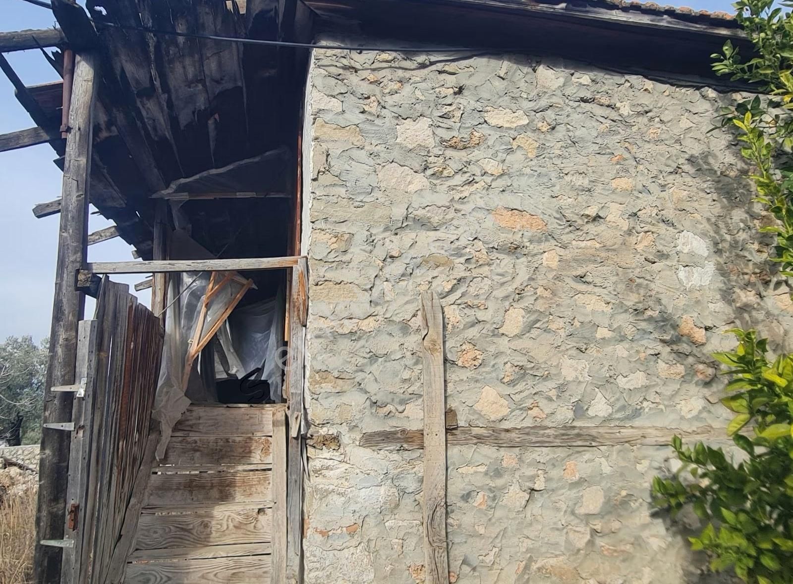 Yakaköyde Satılık Köy Evi - Görsel 26