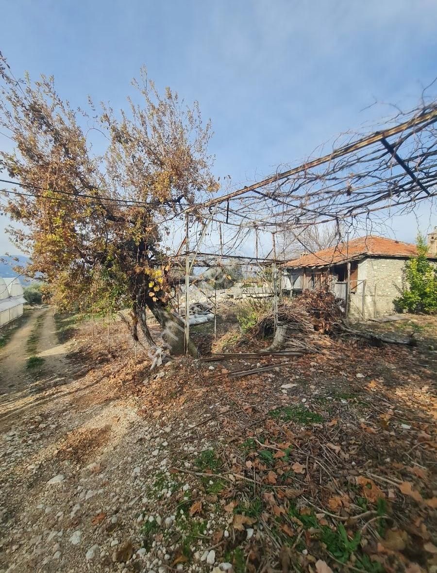 Yakaköyde Satılık Köy Evi - Görsel 5