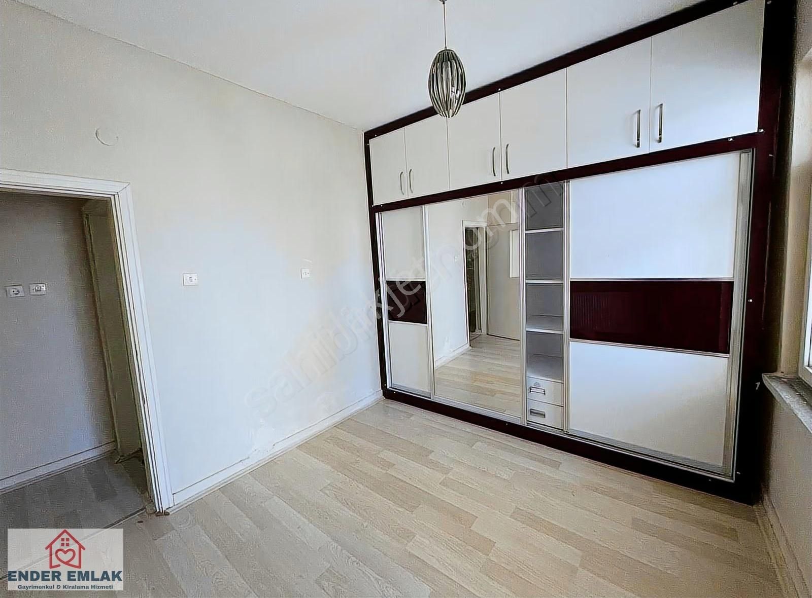 Ahıevran'da Ara Kat Kombili Satılık 2+1 Daire - Görsel 4