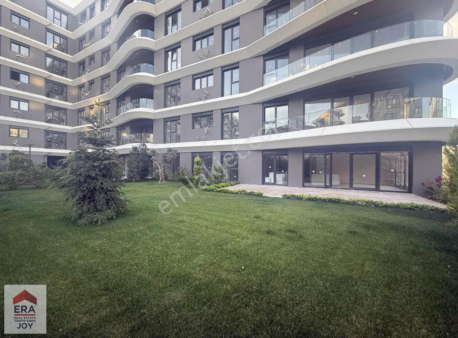 360 Marine Müstakil Bahçeli Ve Balkonlu Köşe 4+1 Bahçe Katı