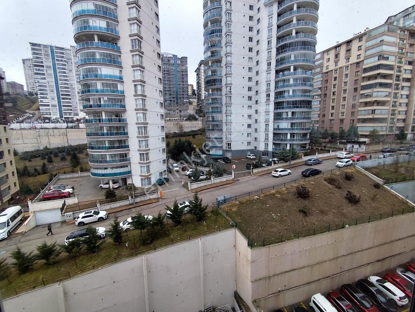 Pamuklar'da Manzaralı Bakımlı Geniş 5+1 Satılık Daire - Görsel 33