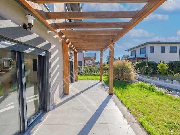 İzmir Seferihisar Doğanbey'de Site İçerisinde Satılık Lüks Villa - Görsel 27