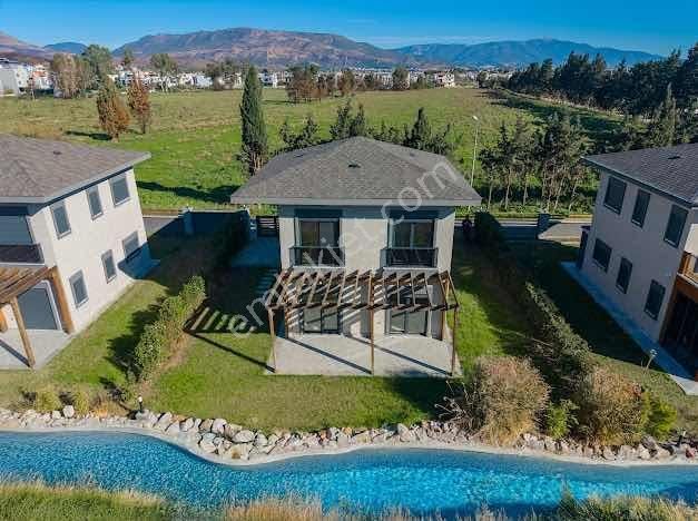 İzmir Seferihisar Doğanbey'de Site İçerisinde Satılık Lüks Villa - Görsel 26