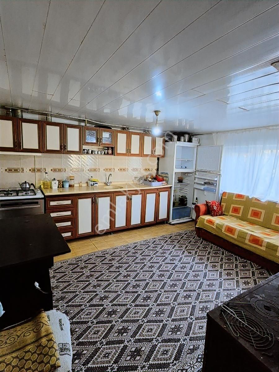 Mir'den Manyas - Kızıksa'da, Bakımlı, Geniş Ve Ferah Müstakil Ev - Görsel 12