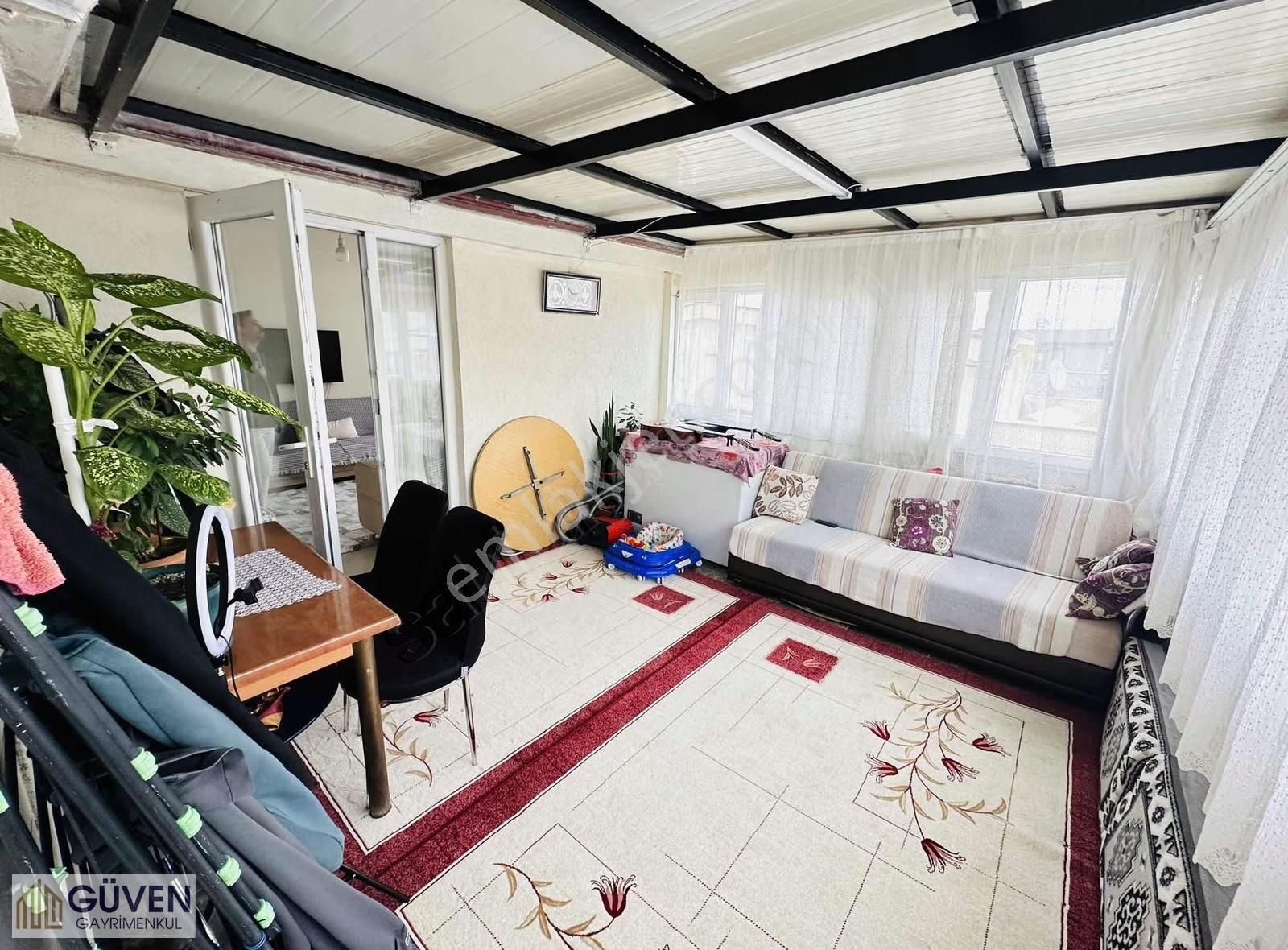 Marmarayın Yakını Bölünmüş İki Ailelik 220m2 Çatı Dublexi - Görsel 25