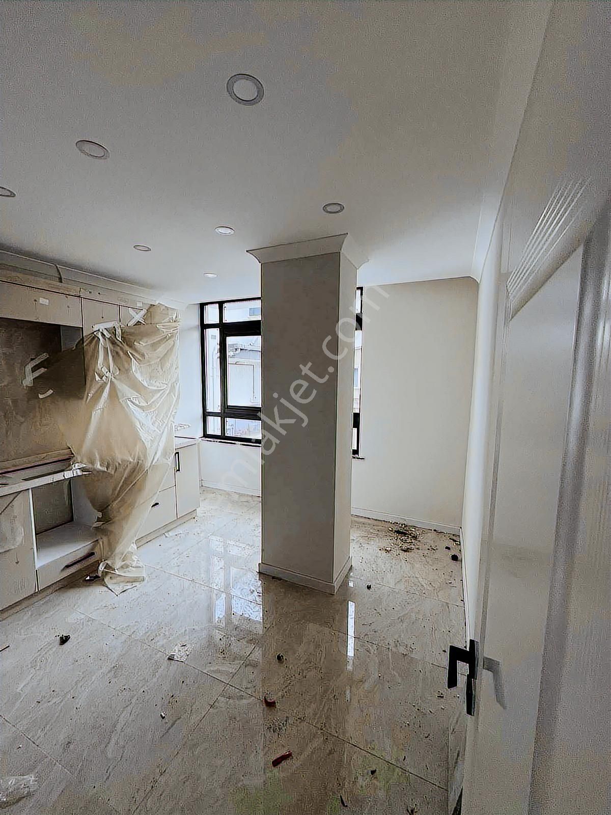 Darıcanın Merkezinde Lüks Deniz Manzaralı Dubleks - Görsel 9